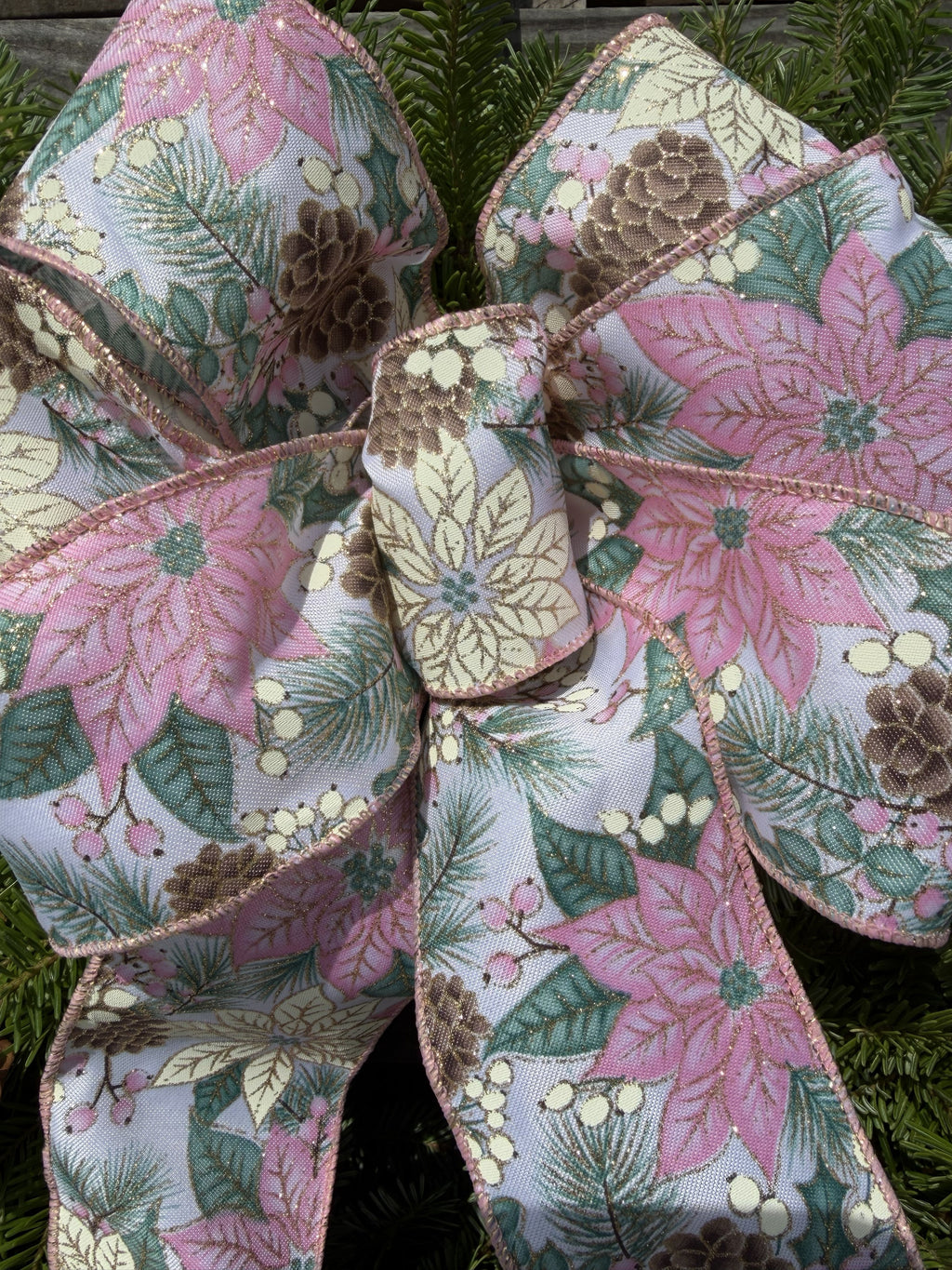2026 Exclusive Wreath - The Winter Bloom